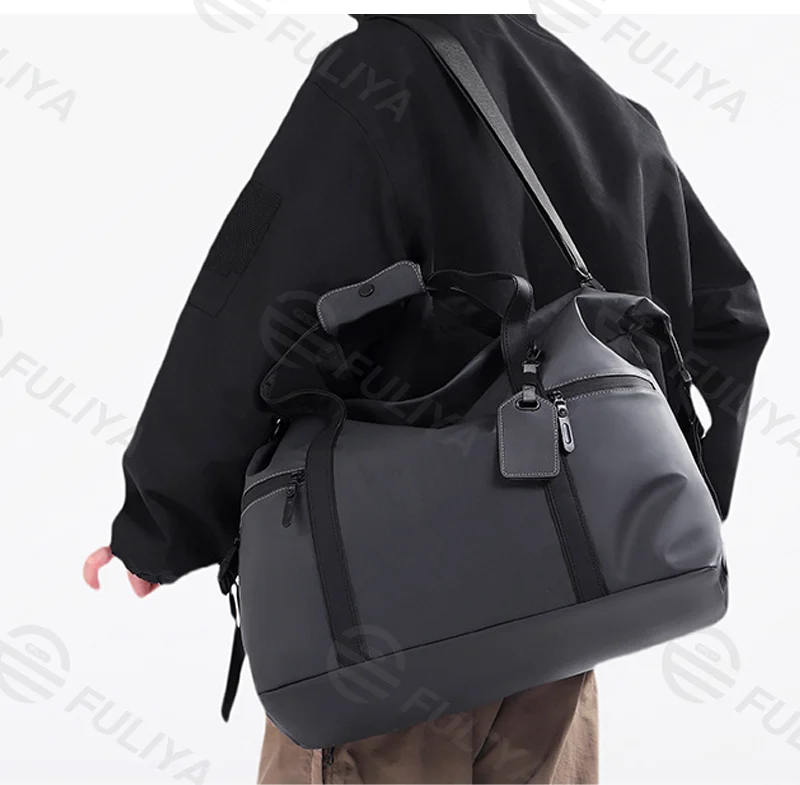 Guangzhou Fuliya Industry Co.,Ltd C-81139 Stylish outdoor travel gym bag, water-resistant, large capacity, adjustable strap, comfortable handle, and luggage strap - hand or crossbody carry for travel, fitness, and business trips.