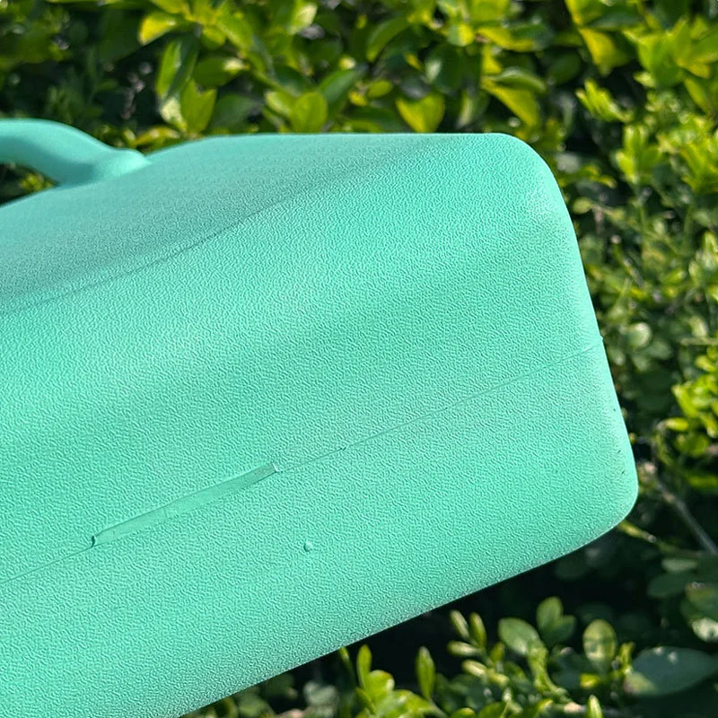Guangzhou Fuliya Industry Co.,Ltd C-81185 Minimalist handbag, EVA water-resistant, sand-proof and quick-drying, breathable and slip-resistant, lightweight and durable - for commuting, shopping, travel, and daily use.