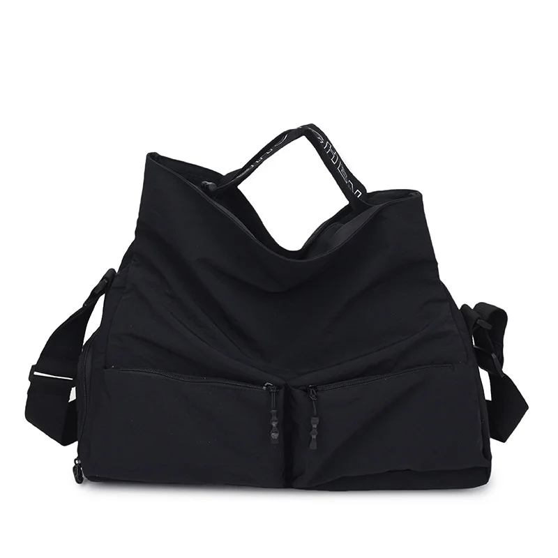 Guangzhou Fuliya Industry Co.,Ltd C-81199 Waterproof travel gym bag, large capacity, shoe compartment, wet/dry pocket, adjustable strap, and comfortable handle - hand, shoulder, or crossbody carry for travel, fitness, and sports.