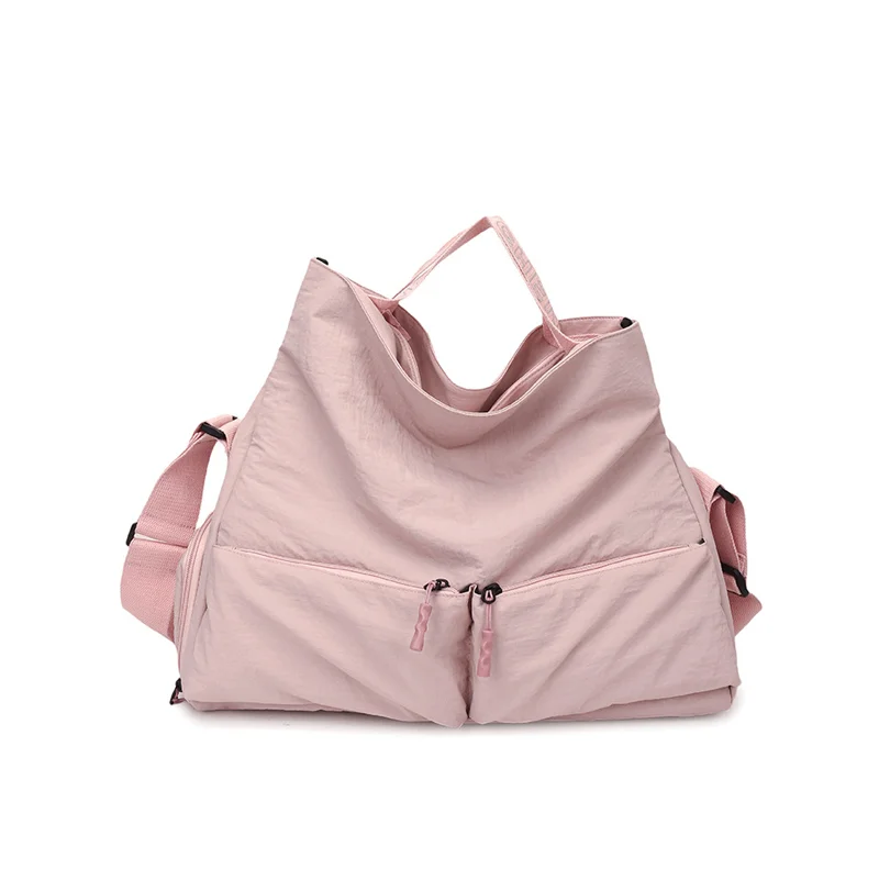 Guangzhou Fuliya Industry Co.,Ltd C-81199 Waterproof travel gym bag, large capacity, shoe compartment, wet/dry pocket, adjustable strap, and comfortable handle - hand, shoulder, or crossbody carry for travel, fitness, and sports.