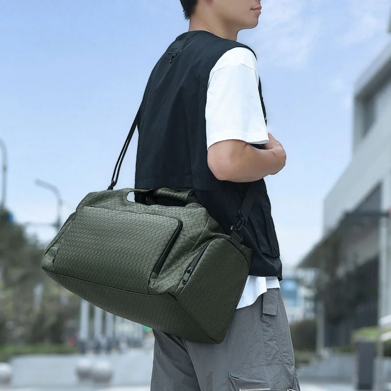Guangzhou Fuliya Industry Co.,Ltd C-81293 PU leather travel gym bag, water-resistant and durable, large capacity with multi-layer storage, shoe compartment, wet/dry pocket, widened shoulder pad, and luggage strap - for short trips and fitness.