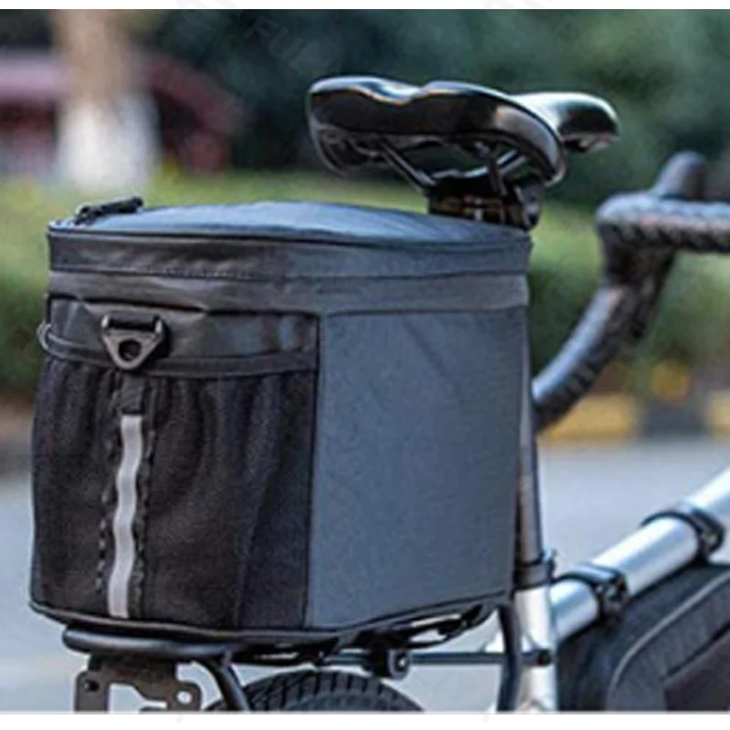 Guangzhou Fuliya Industry Co.,Ltd C-81337 Bicycle insulated bag with three carrying modes (bike mount, hand, shoulder), water-resistant zipper, adjustable Velcro strap, mesh side pocket - for outdoor cycling and travel.