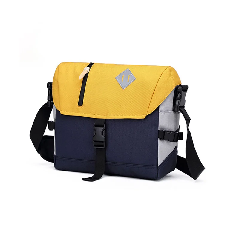 Guangzhou Fuliya Industry Co.,Ltd C-81348 Multi-pocket large-capacity canvas messenger bag, internal dividers for A4, fits laptop and camera, adjustable shoulder strap - ideal for photographers and students.