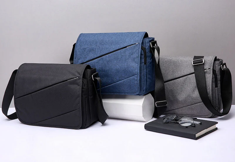 Guangzhou Fuliya Industry Co.,Ltd C-81378 This waterproof canvas crossbody bag is durable, large-capacity with multiple pockets and Velcro closure - perfect for commuting and daily use.