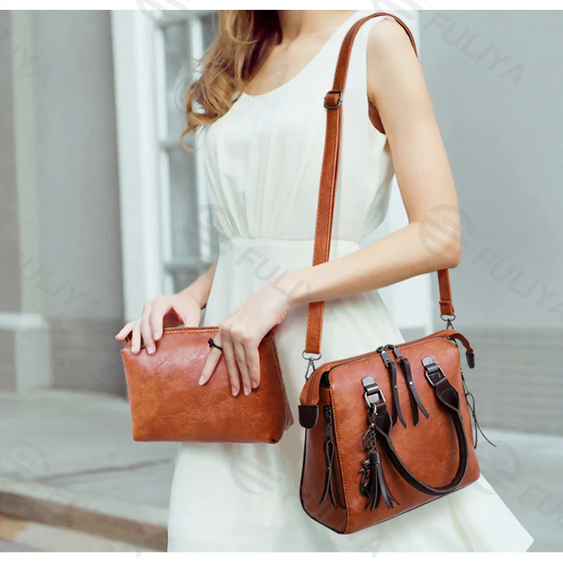 Guangzhou Fuliya Industry Co.,Ltd C-81026 Vintage oil-wax leather 4-piece women's bag set, large capacity, parent-child bags, double zipper, anti-friction bottom, and detachable strap - for commuting and daily use.
