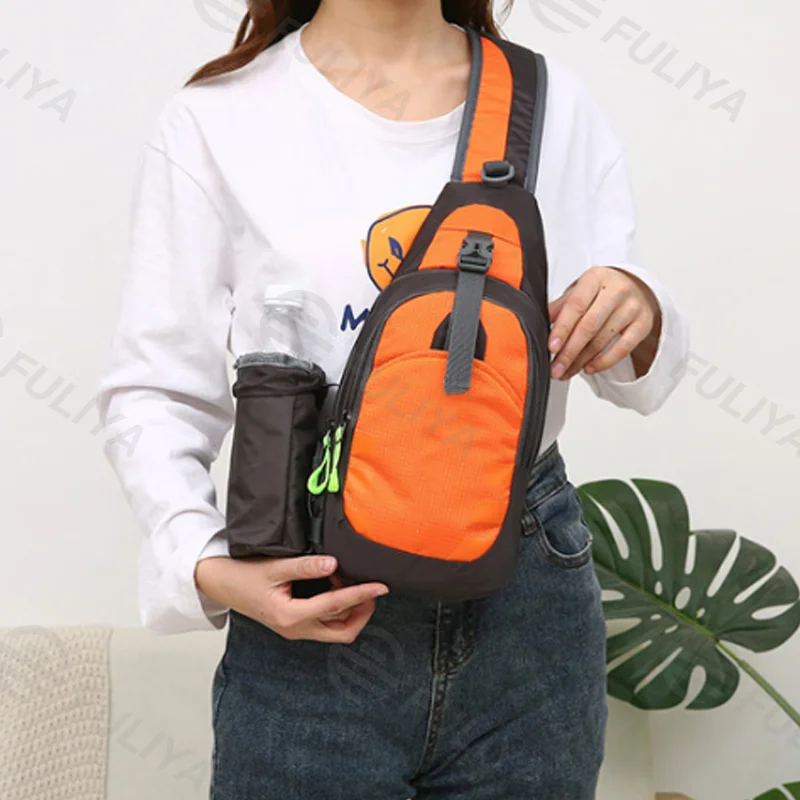 広州富麗雅実業有限会社  C-81096 スポーツカジュアルチェストバッグ、大容量多層収納、取り外しボトルポケット、通気背パネル、スムーズジッパー、安全バックル、調節ストラップ - 斜め掛け・チェスト、アウトドア・旅行・デイリーに。